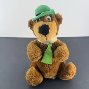 Yogi Bear Plush Vintage 1980 Hanna Barbera Mighty Star 9" Stuffed Animal